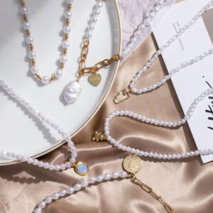 Necklace/chocker Chains